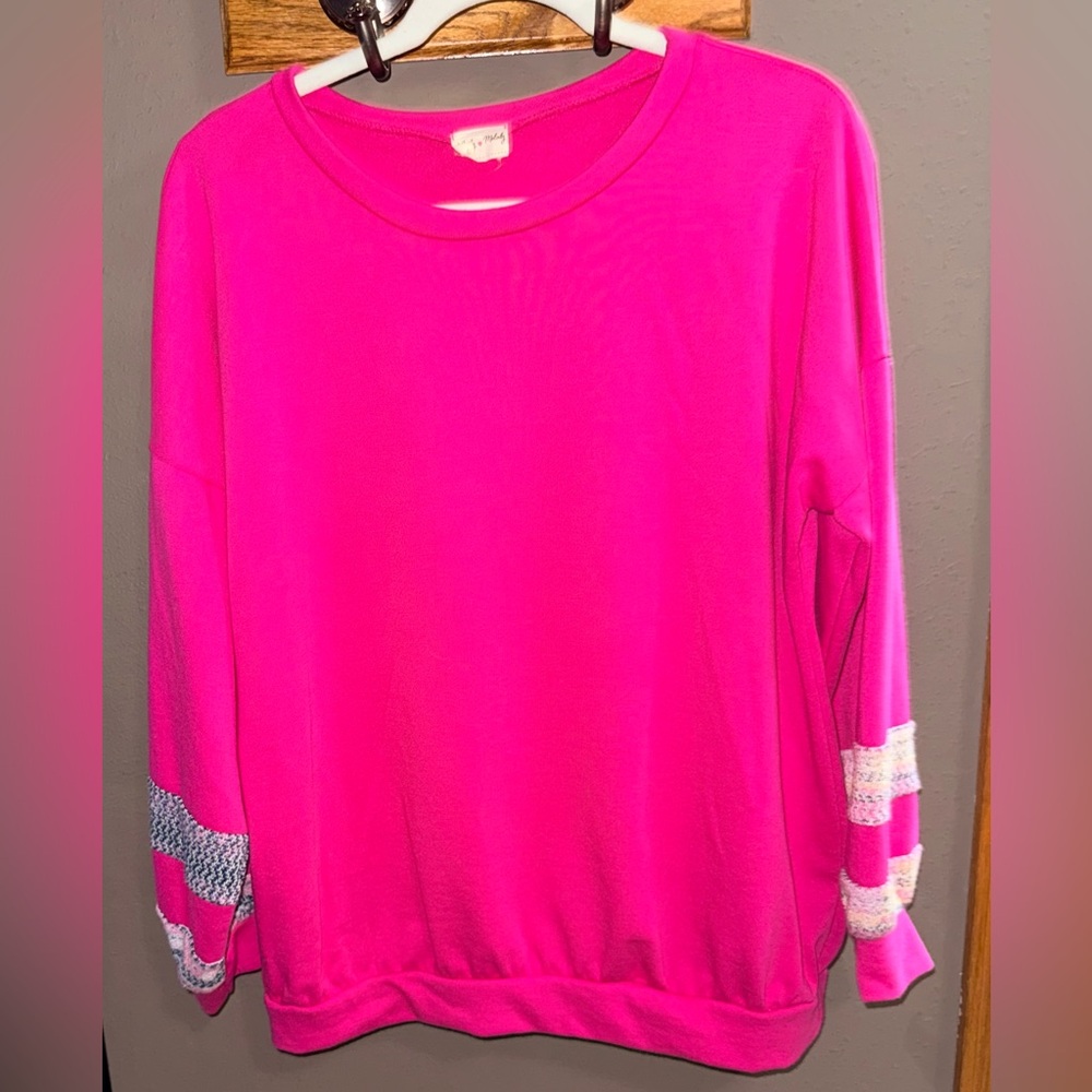 Lovely Melody Vibrant Pink Sweatshirt with Patterned Sleeves